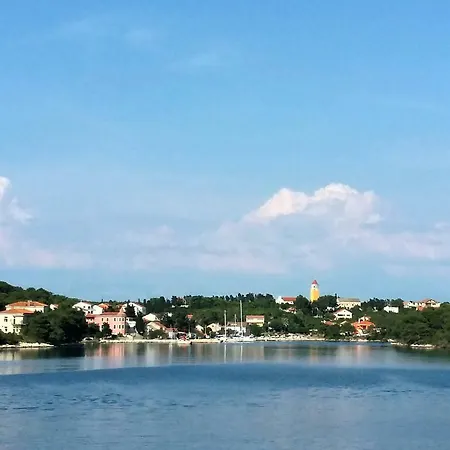 Melada * Molat