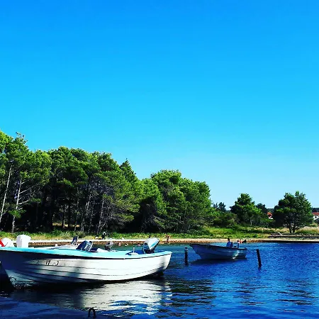 Melada アパート Molat